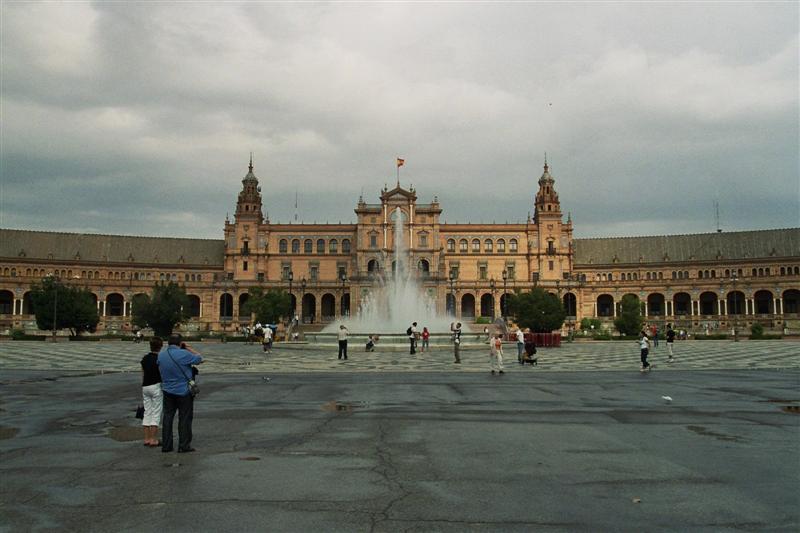 Sevilla -
                  Plaza Espana