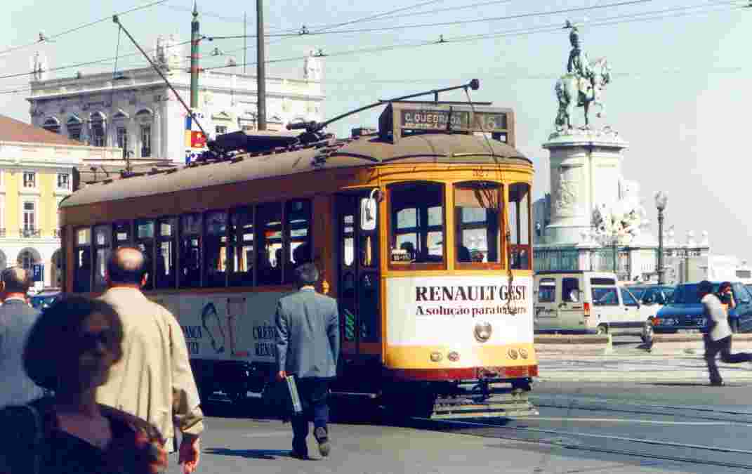 Das Wahrzeichen
                    von Lisboa - die Tram