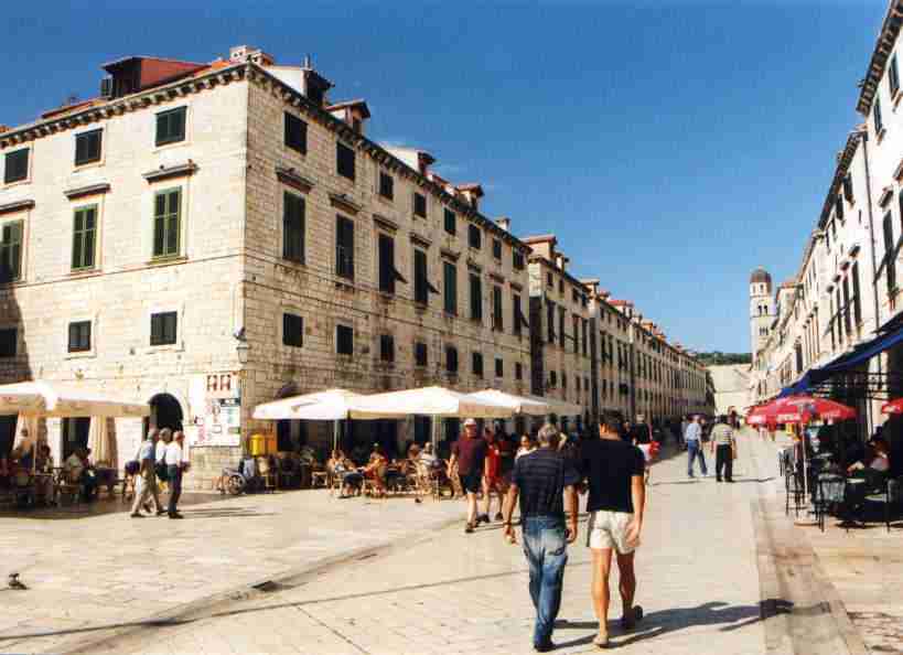 Marmor
                  Fußgängerzone in Dubrovnik