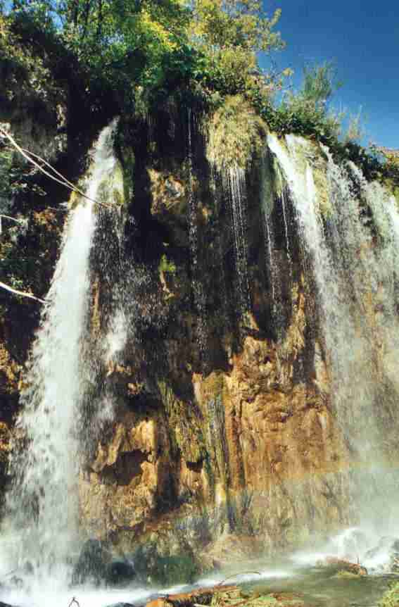 Wasserfall im
                  Nationalpark Pritwitzer Seen